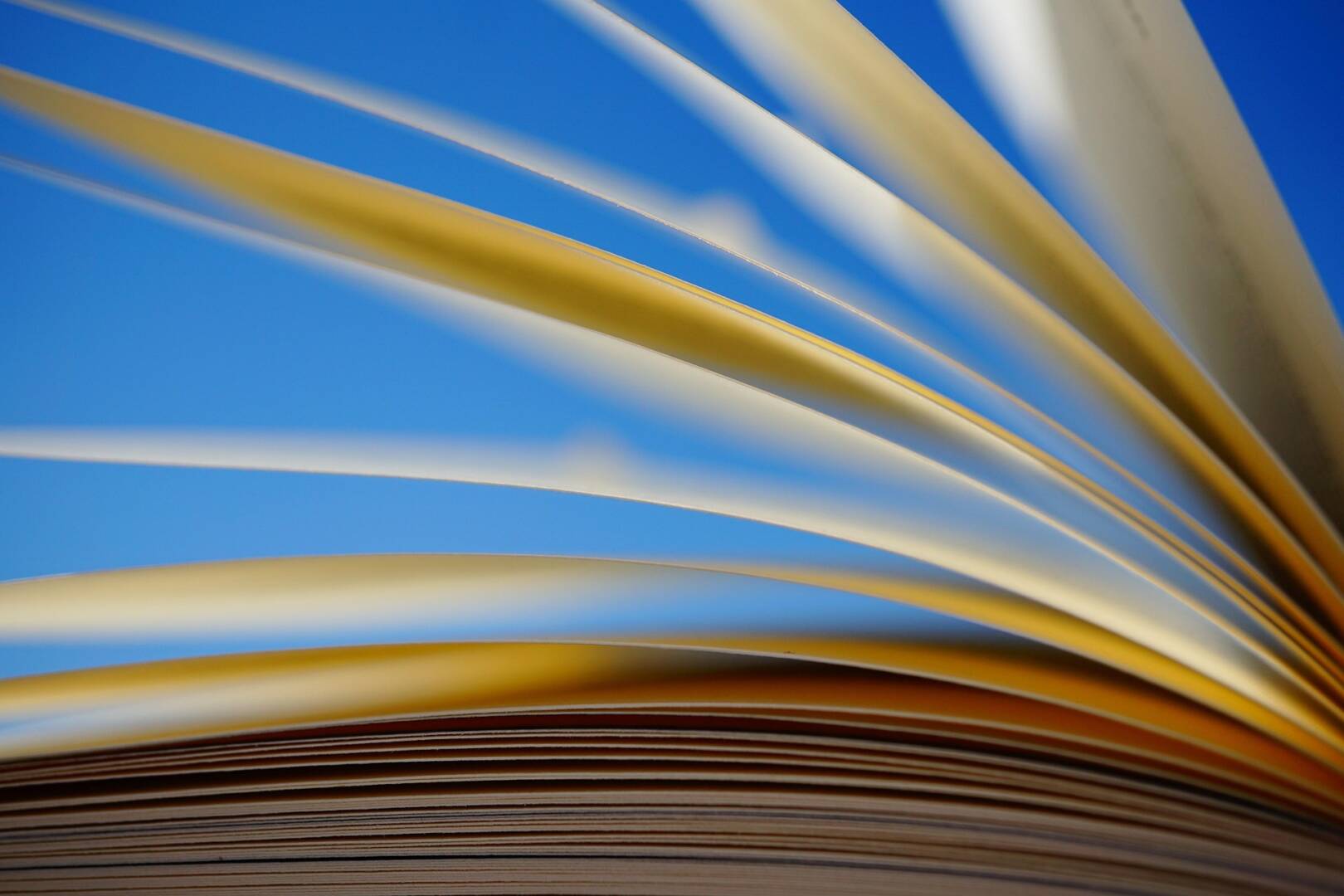 a-book-6213537_1920