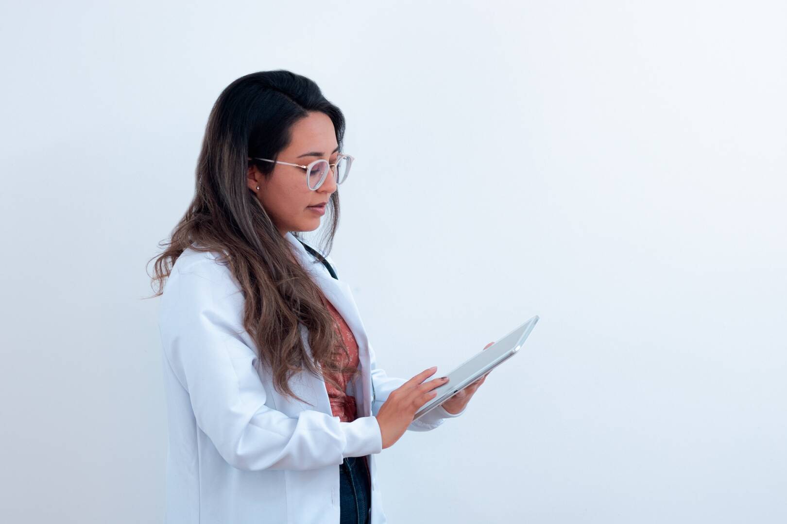 doctor-5591782_1920